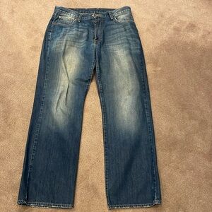 Lucky brand size 32 men’s bootcut zip fly short length jeans